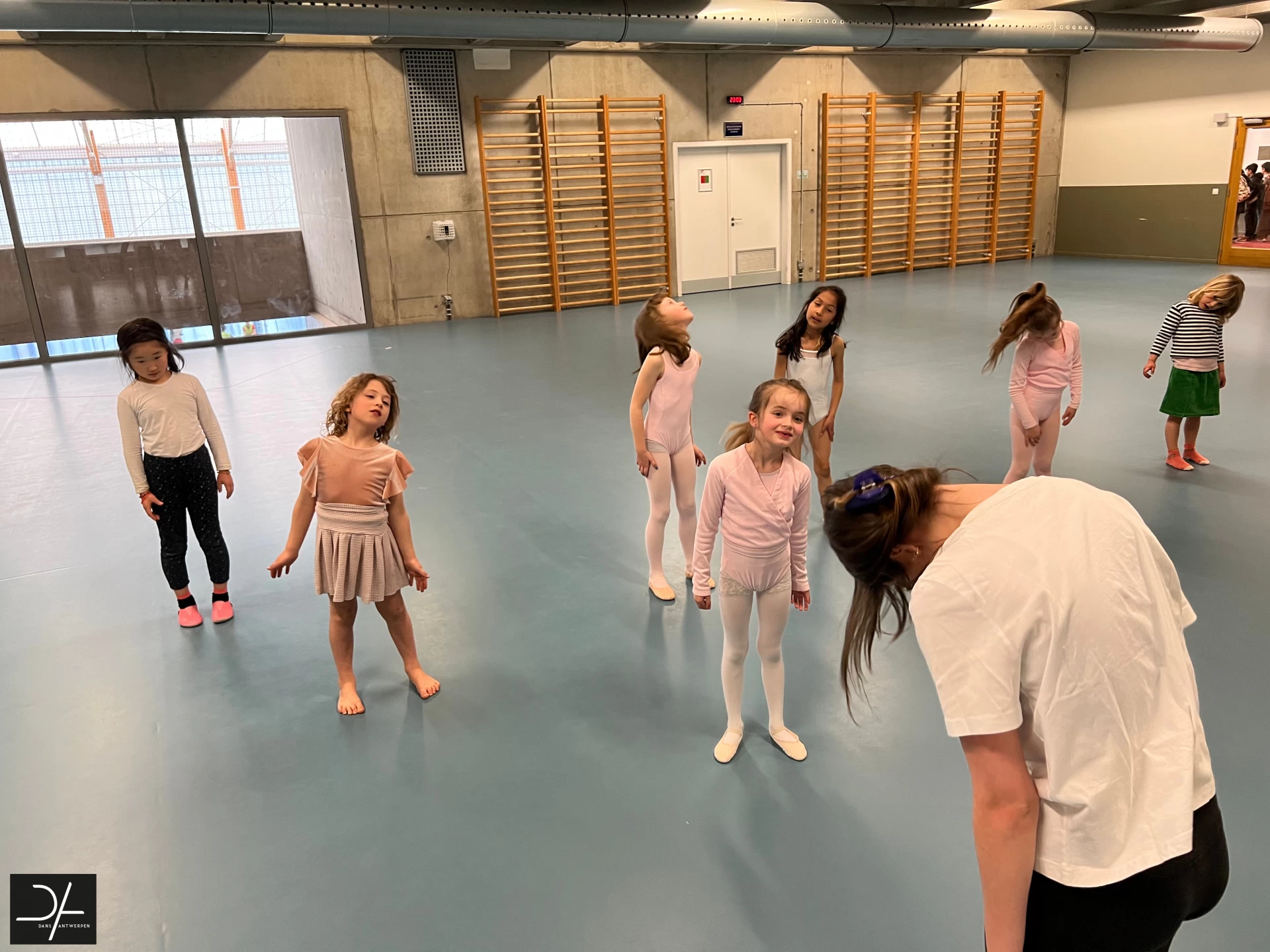 Meekijken bij... Initiatie Klassiek Ballet 6+